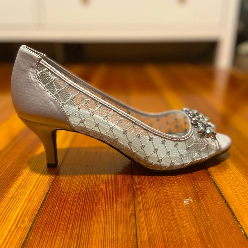 NWOT Karen Scott Womens Maralyn Open Toe Rhinestone Evening Heels, Silver  US9